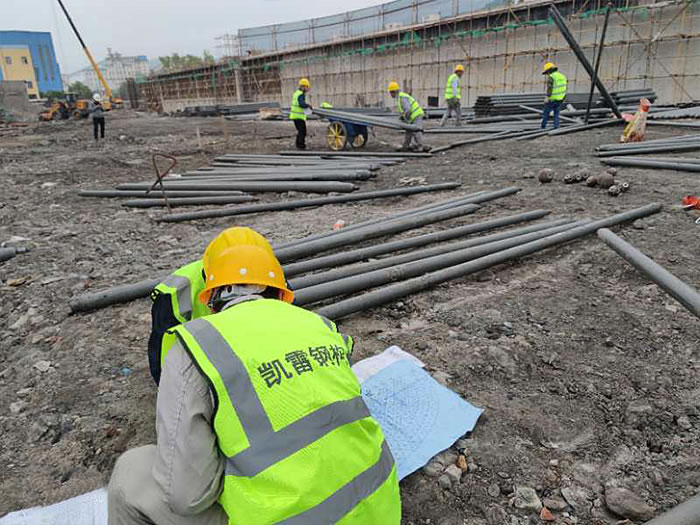 海北螺栓球网架结构